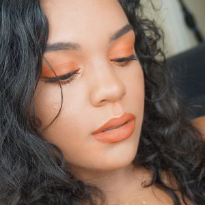 Pumpkin-coloured-makeup-Sarah-Salvador